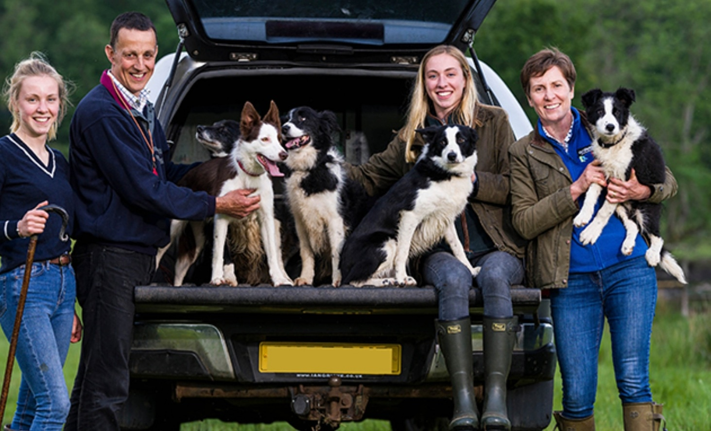 On photo from left: Sally, Bruce, Rebecca and Shona Duncan // Photographer Craig Stephen